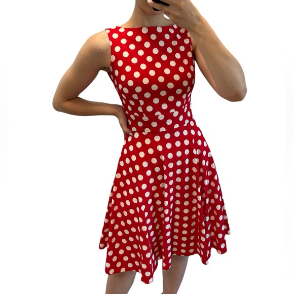 2 for $70 + Free shipping ⭐️ Dotted cutest dress ever - Picture 1 of 6